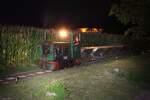 Der letzte G�terzug am Abend des 1.8.2026 mit der LKM NS2f auf der Stainzer Feldbahn mit dem Schloss Stainz im Hintergrund.