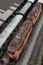 Die 1018 008-1 ist mit einer Schwestermaschine im nicht öffentlich zugänglichen Bereich des Lokparks Ampflwang abgestellt.