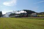 GEG BR 38 1301, unterwegs am 04.10.2009 im schnen Hausruckviertel, von Timelkam nach Ampfelwang. Leider war das Licht schon etwas grenzwrtig.