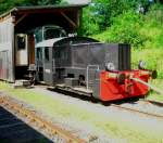 Die Kf 5184 der Frowos (Freunde der Bahnlinie Oberwart- Oberschtzen) stehz markellos restauriert vor dem Hecht im Bahnhof Oberschtzen, dem Betriebsmittelpunkt der Bahn.