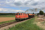 Am Sonntag, den 3. Mai 2020 war die 2143.070 insgesamt vier Mal auf der Strecke des Reblausexpress unterwegs. Aus Belastungsgründen konnte auf dieser steigungsreichen Strecke 
jeweils nur vier Wagen beladen mit Gleisschotter mitgenommen werden.
Ausfahrt des Güterzugs aus Pleissing-Waschbar.