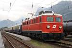 NLB 1110.505 am 23.September 2017 mit dem SR 14705 (Frankenmarkt - Graz) im Bahnhof Ebensee.