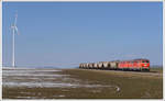 2143 070 und 2143.56 vom Verein Neue Landesbahn mit einem Getreidezug von Ernstbrunn nach Wetzleinsdorf am 25.2.2018 zwischen Ernstbrunn und Naglern aufgenommen.