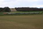 NLB 2143 070-7 am 05.April 2015 mit dem SLP 93955 zwischen Hauskirchen und Prinzendorf-Rannersdorf.