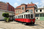 Wien: M-Wagen als Museumsfahrzeuge - M 4033 (Simmeringer Waggonfabrik 1928) III, Landstraße, Erdberg,  Remise , Verkehrsmuseum der Wiener Linien im ehemaligen Straßenbahnbetriebsbahnhof Erdberg am 27. Juli 2016. 