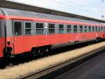 Dieser 2. Klasse Wagen der BB ist am 12.8.2007 im IC 512 (Graz – Innsbruck) eingereiht, hier in Wrgl.