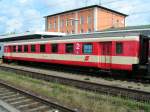 BDp-l_50818433012-6 ist im R5917 eingereiht und steht zur Abfahrt bereit; Passau Hbf. 070623