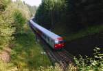 8073 043 mit REX/R2705 von Wien S�dbahnhof nach Fehring, kurz vor der Einfahrt in den Gro�en Hartbergtunnel.