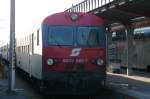 Steuerwagen 8073 066-7 am 9.2.2006 am Wiener S�dbahnhof.