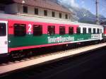 Ein Tiroler Cityshuttle mit der Werbung der Tiroler Tgeszeitung am 23.8.2006 in Landeck.