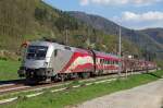 1116 249 (Lange Fahne) ist am 25.04.2013 als RJ750 bei Mixnitz-B�rensch�tzklamm zu sehen.