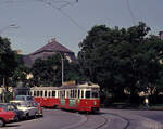 Wien Wiener Stadtwerke-Verkehrsbetriebe (WVB) SL 46 (C1 127 + c1 1527 (SGP 1956)) I, Innere Stadt, Schmerlingplatz am 16.