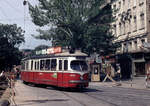 Wien Wiener Stadtwerke-Verkehrsbetriebe (WVB) SL 41 (E 4438 (Lohnerwerke 1963)) XVIII Währing, Gersthof, Gersthofer Straße / Gentzgasse im Juli 1975.