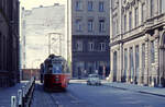 Wien Wiener Stadtwerke-Verkehrsbetriebe (WVB) SL 71 (C1 152 (SGP 1969)) I, Innere Stadt, Kantgasse am 2. Mai 1976. - Scan eines Diapositivs. Kamera: Leica CL.