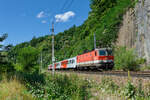 1144 060 schiebt REX 1780 (Linz Hbf - Passau Hbf) bei Ingling, 22.07.2020  