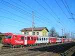 8073 024-6 als Steuerwagen von REX1788 bei der Ausfahrt Bhf. Marchtrenk;090108