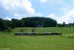 GEG 298.52 mit Personenzug nach Grnburg, Steyrtalbahn Steyr Lokalbahnhof - Grnburg, 760 mm Spurweite, fotografiert bei Aschach an der Steyr am 09.07.2006