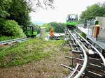 Erlebnisbergbahn-Luisenhöhe, Bergstation mit Antriebsmotor zwischen den beiden Gondeln; 160611