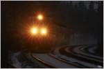Sternderl schaun III - In der Abenddmmerung rollt R4218 (Unzmarkt - Bruck) durch die Murwlder nahe Zeltweg.