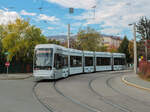 Graz. Zu Allerheiligen am 01.11.2021 ist Variobahn 239 auf der Linie 20 im Einsatz gewesen, hier in der Laudongasse.