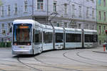 Graz.Variobahn 203 war am 14.04.2020 auf Dienstfahrt, hier  bei der Ausfahrten aus der Steyrergasse.