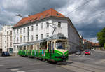 Graz     Graz Linien TW 501 als Linie 4 nach Liebenau bei der Keplerbrücke, 26.05.2020.