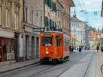 Graz. Um für die Saison 2020 im Tramway Museum Graz genug Personal zu haben, fand am 04.07.2020 eine Fahrschulfahrt mit Oldtimer 251 statt. Den ehemaligen Arbeitswagen konnte ich hier in der Jakoministraße ablichten.