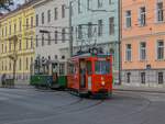 Graz. Nachdem das Gespann 251 und 401B am 19.07.2020 auf Sonderfahrt war, zieht die Garnitur am Abend des 19.07.2020 in die Steyrergasse ein.