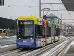 Graz. Am 04.12.2020 konnte ich Variobahn 230  Reininghaus  als Linie 4 vor der Stadthalle ablichten.