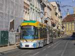 Graz. Cityrunner 657 der Graz Linien trifft hier am 27.03.2021 als Linie 1 Richtung Eggenberg/UKH am Jakominiplatz ein.