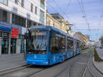 Graz. Cityrunner 654 fuhr am 05.04.2021 auf der Linie 13, hier bei der Haltestelle Steyrergasse.