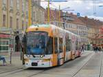 Graz. Cityrunner 651 fährt am 11.04.2021 auf der Sonntagslinie 13, hier während dem Aufenthalt am Jakominiplatz.