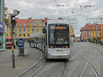 Graz. Einer der letzten Gelegenheiten, die Linie 20 in Graz zu fotografieren, bot sich am 24.10.2021. Variobahn 241 ist hier am Jakominiplatz zu sehen.