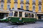 1986 waren noch TWs der Reihe 200 SGP auf den Gleisen der Grazer Straßenbahn zu finden: Am Jakominiplatz wartete TW 250 der Einschublinie E4 auf seinen nächsten Einsatz.