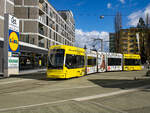 Graz. Zum Faschingdienstag, steht hier am 13.02.2024 die Variobahn 237 mit Werbung für IKEA in der Schleife beim Stadion Liebenau.