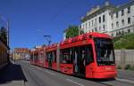 Variobahn 224 mit Vollwebung für Generali als Linie 7 in der Riesstraße, 07.05.2015