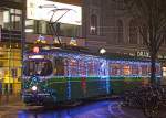 Heuer gibt es die neue Weihnachtsbim mit TW 267 in der Grazer Innenstadt,  dieser verkehrt am Fr bis-So im Advent zwischen 15-19 Uhr auf folgender Strecke:  Laudongasse - Südtiroler Platz -