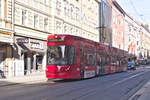 Innsbruck: Tw. 313 als Linie 5 in der Anichstraße. Aufgenommen 20.2.2020.