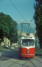 Straßenbahn Innsbruck___Tw 74 [GT6, Lohner/ELIN auf DUEWAG-Lizenz] in Bergisel,  beschildert  als Linie  3/1 Bhf. Bergisel-Amras-Bhf. Bergisel .__10-08-1972
