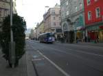 IVB Tram fhrt am 7.10.2008 auf der Linie 3 durch die Museumstrae gen Amras.