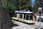 Tw.503 bei der Talfahrt beim Queren der Samhaberstraße.