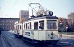 Tw 4 der Linzer Straßenbahn Anfang April 1975 vor dem Hauptbahnhof.