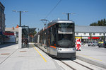 Linz AG Linien Flexity 064 als Linie 4 am Trauner Hauptplatz, 15.09.2016.