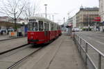Wien Wiener Linien SL 6 (c4 1372 + E1 4513) Neubaugürtel / Urban-Loritz-Platz (Hst. Burggasse / Stadthalle (Einstiegstelle)) am 17. Februar 2017.