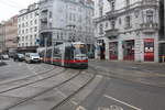 Wien Wiener Linien SL 37 (A 33) IX, Alsergrund, Nußdorfer Straße / Alserbachstraße am 18. Februar 2017.