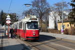 Wien Wiener Linien SL 60 (E2 4053) XIII, Hietzing, Preyergasse am 16. Februar 2017.