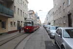 Wien Wiener Linien SL 6 (E1 4512 + c3 1261) XII, Meidling, Murlingengasse am Morgen des 12. Mai 2017. - Dem freundlichen Wagenführer danke ich vielmals für die Auskünfte über die Umleitung des Zuges nach Meidling.