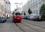 Wien Wiener Linien SL 33 (E1 4744) VIII, Josefstadt, Albertgasse am 11. Mai 2017.