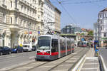 Am 6. Mai 2017 war A ULF 28 auf der Linie 37 unterwegs und wurde in der Nußdorfer Straße fotografiert. 