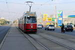 Wien Wiener Linien SL 30 (E2 4066) XXI, Floridsdorf, Großjedlersdorf, Brünner Straße / Großbauerstraße am 18.